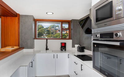 Accommodation:&nbsp;Isabelle 250.2