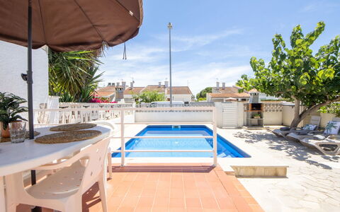 Marina: Swimming Pool, Resort, Shade, Outdoor Furniture, Chair, Houseplant, Hotel, Tile, Flowerpot, Eco Hotel