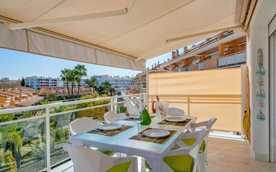Accommodation:&nbsp;Moreras del Saladar 230.12