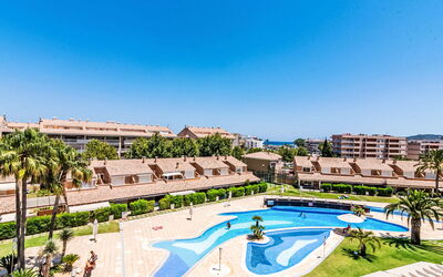 Accommodation:&nbsp;Moreras del Saladar 230.12