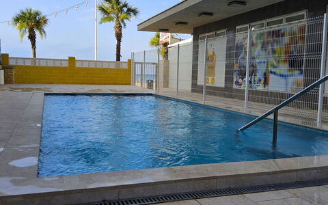 Tor Serena: Water, Property, Daytime, Sky, Swimming Pool, Azure, Lighting, Body Of Water, Architecture, Tree