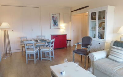 Accommodation:&nbsp;Eden Park 297.1