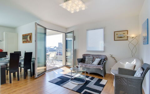 Clos Schuman: Living Room, Room, Furniture, Property, Interior Design, Blue, Floor, Building, Wood Flooring, Ceiling