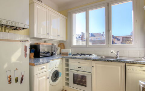 Les Mouettes: Cabinetry, Countertop, Property, Window, White, Building, Kitchen Stove, Kitchen, Interior Design, Kitchen Sink
