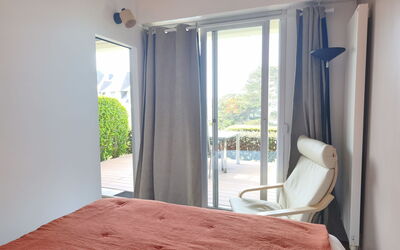 Accommodation:&nbsp;Le Parc de la Ronceray 6 220.6