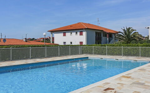 Bidart 200: Water, Sky, Building, Property, Plant, Swimming Pool, Azure, Cloud, House, Tree