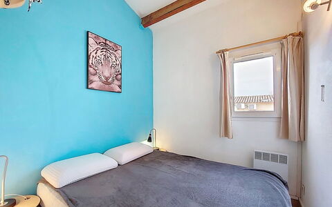 Jean Bart 3: Apartment, Condominium, Residential Area, Urban Design, Mixed-Use, Commercial Building, Balcony, Hotel, Shade
