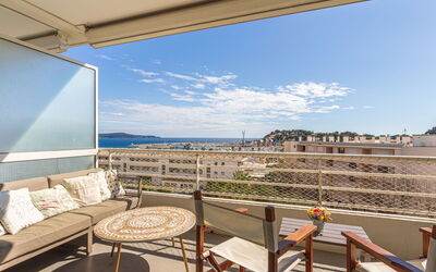 Accommodation:&nbsp;Le Grand Pavois 279.3