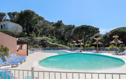 Saint Aygulf 500: Swimming Pool, Property, Resort, Vacation, Resort Town, Leisure, Real Estate, Building, Tree, Hotel