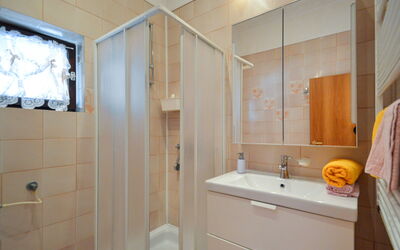 Accommodation:&nbsp;Danica 106.3