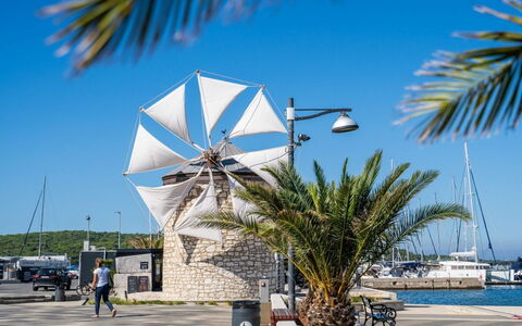 Sea: Water, Sky, Plant, Building, Azure, Natural Landscape, Tree, Body Of Water, Beach, Terrain