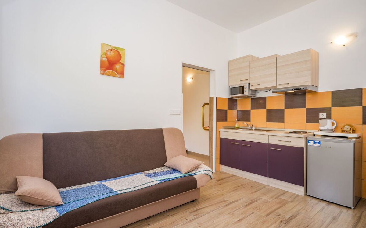 Accommodation:&nbsp;B&b 109.1