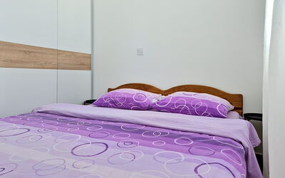 Accommodation:&nbsp;Ivan 107.4