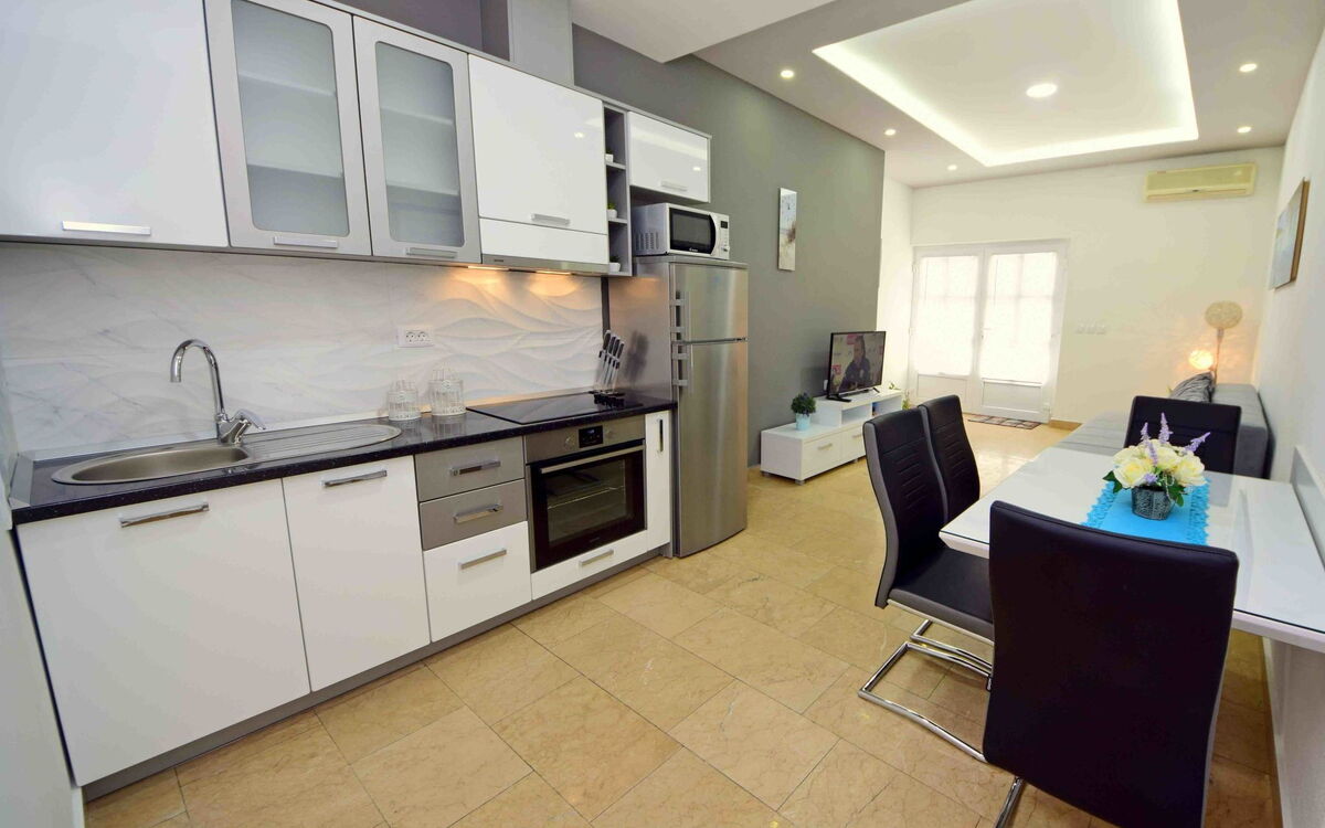 Accommodation:&nbsp;Niko 2 135.2