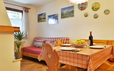 Accommodation:&nbsp;Monti Pallidi 420.1