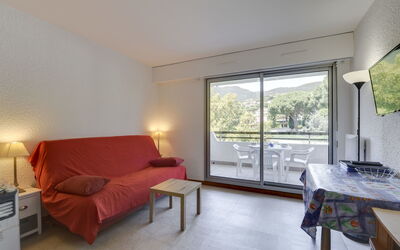 Accommodation:&nbsp;Sémaphore 691.2