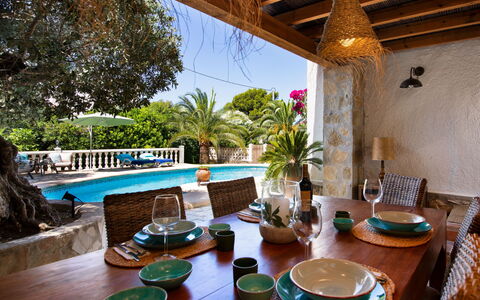 Mabrouk: Furniture, Property, Table, Plant, Couch, Azure, Tableware, Tree, Interior Design, Wood