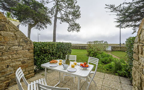 Les Terrasses de la Plage: Building, Daytime, Property, Sky, Water, Plant, Window, Swimming Pool, Tree, Urban Design