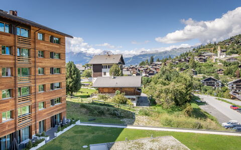 Vercorin 9000: Building, Apartment, Mountain Range, Condominium, Slope, Winter, Snow, Hotel, Alps, Balcony