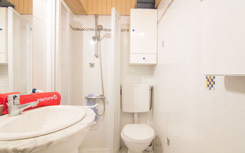 Balafen: Plumbing Fixture, Tap, Toilet, White, Toilet Seat, Product, Sink, Bathroom, Purple, Building