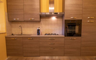 Accommodation:&nbsp;Rina 190.3