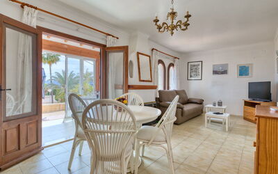 Accommodation:&nbsp;Peeters 435.2