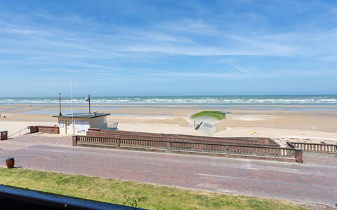 Les Terrasses du Casino: Water, Cloud, Sky, Ecoregion, Coastal And Oceanic Landforms, Beach, Horizon, Landscape, Sand, Wind Wave
