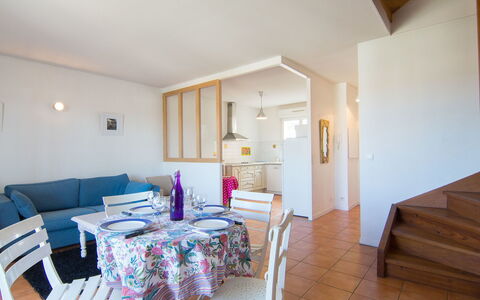 Les Terrasses du Cap: Room, Property, Furniture, Building, Floor, Interior Design, House, Bedroom, Real Estate, Ceiling