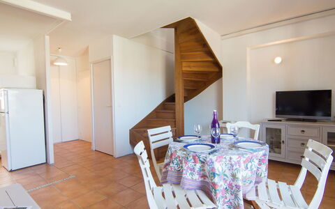 Les Terrasses du Cap: Property, Room, Furniture, Floor, House, Interior Design, Dining Room, Building, Wood Flooring, Hardwood