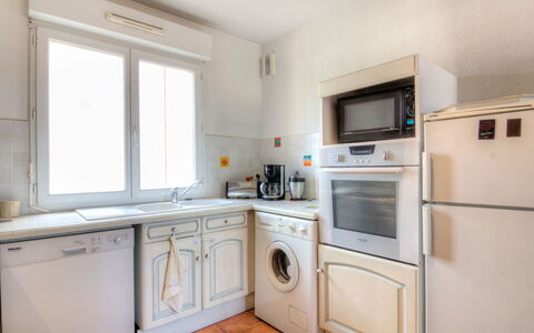 Les Terrasses du Cap: Property, Room, Kitchen, Cabinetry, Furniture, Building, House, Major Appliance, Interior Design, Countertop