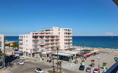 Accommodation:&nbsp;Le Miramar 491.2
