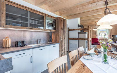 Accommodation:&nbsp;Glockner 100.2