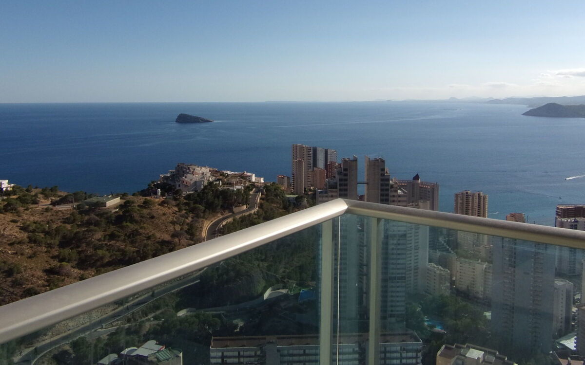 Torre Lugano Sky Playa Levante