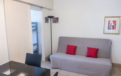 Accommodation:&nbsp;Le Nadir 540.3