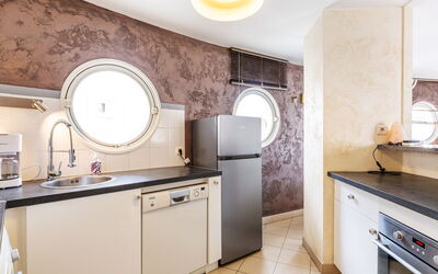 Accommodation:&nbsp;Le Nadir 540.4
