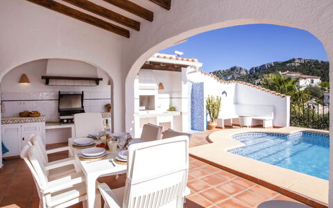 Casa El Mirador: Water, Boat, Property, Watercraft, Building, Window, Vehicle, Waterway, Urban Design