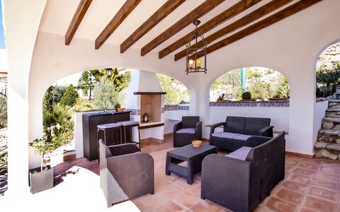 Casa El Mirador: Water, Boat, Property, Watercraft, Building, Window, Vehicle, Waterway, Urban Design