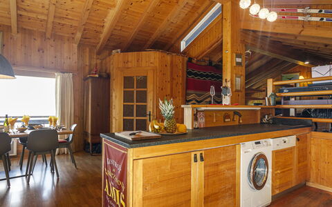 Chalet Mayens: Furniture, Cabinetry, Wood, Interior Design, Countertop, Kitchen, Floor, Wood Stain, Flooring, Hardwood