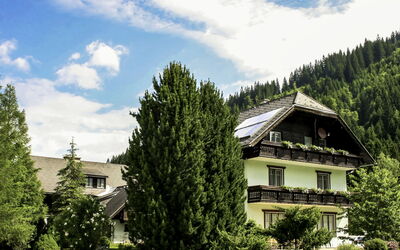 Irdning - Donnersbachtal 10: Cloud, Plant, Sky, Property, Window, Building, Nature, Tree, House, Natural Landscape