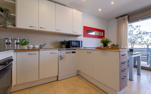 Giovan: Kitchen Appliance, Kitchen, Countertop, Flooring, Interior Design, Furniture, Major Appliance, Cabinetry, Wood, Floor