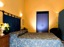 Accommodation:&nbsp;San Domenico Studio