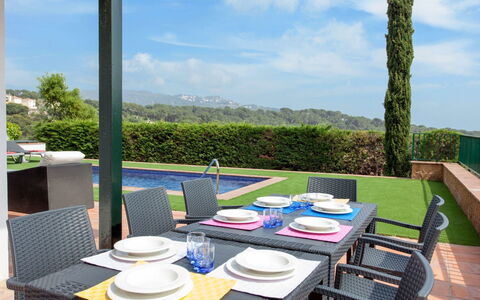 Toscana: Property, Real Estate, House, Room, Building, Vacation, Resort, Table, Furniture, Interior Design