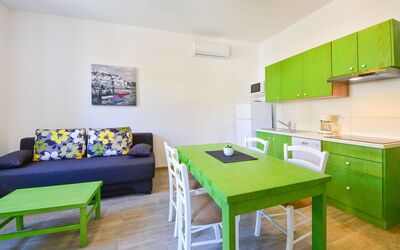 Accommodation:&nbsp;Val 103.1