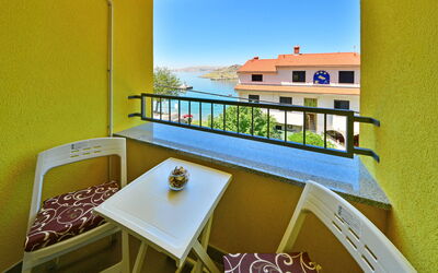 Accommodation:&nbsp;Val 103.6