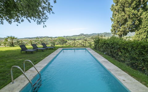 Decameron House: Water, Plant, Sky, Water Resources, Swimming Pool, Nature, Tree, Natural Landscape, Shade, Grass