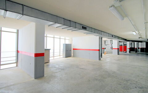 Gemelos 28: Building, Property, Floor, Wall, Ceiling, Architecture, Flooring, Room, Hall, Parking