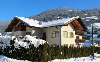 Aschau im Zillertal 490: Snow, Winter, Home, Property, House, Roof, Real Estate, Mountain, Cottage, Freezing