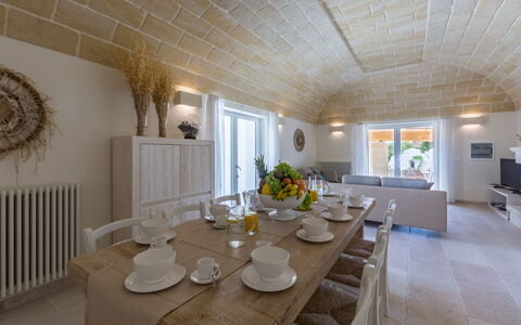 La Residenza - Corte dei Messapi: Property, Room, Interior Design, Building, Ceiling, Dining Room, Furniture, Real Estate, Table, House