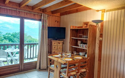 Accommodation:&nbsp;La Coupe de Cristal 460.7