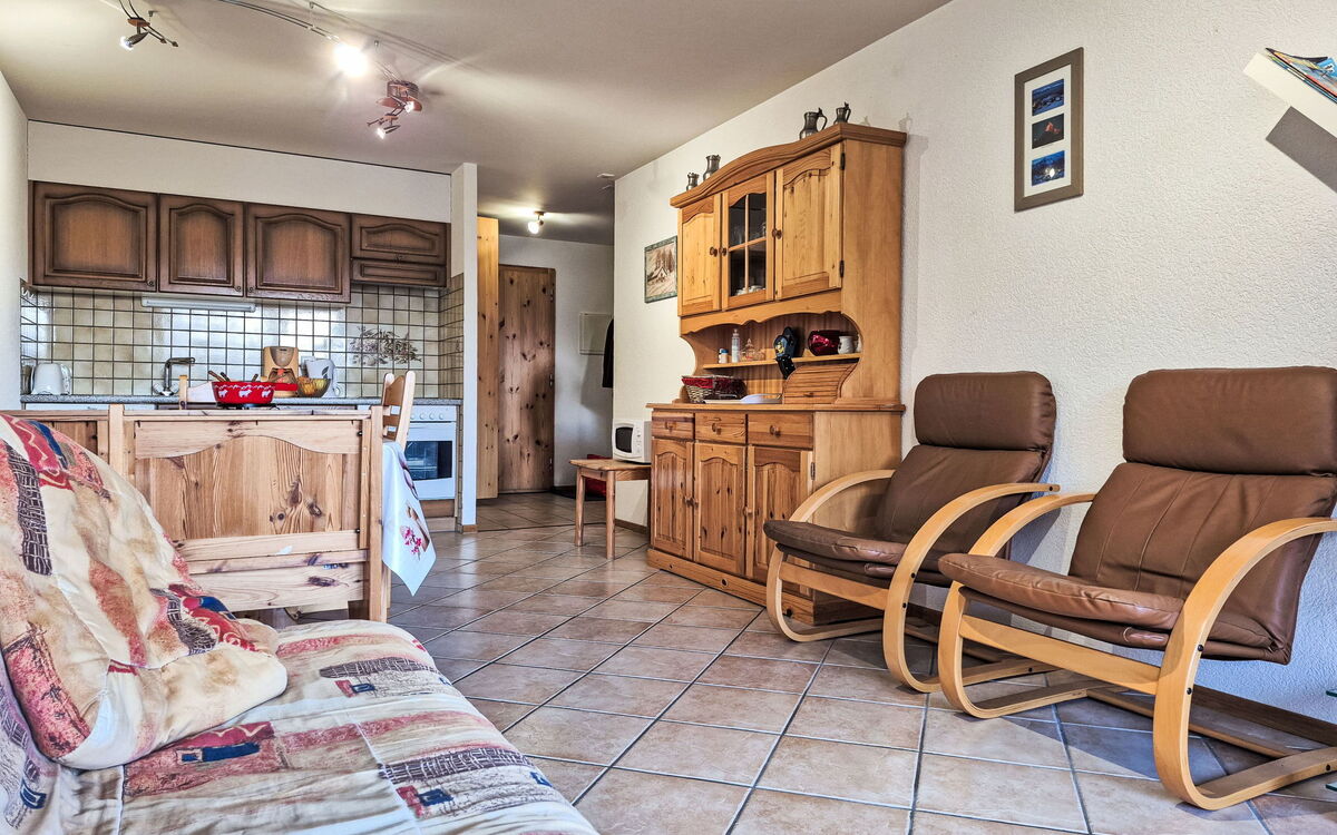 Accommodation:&nbsp;Victoria 1C0 379.4